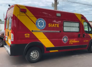 tres-veiculos-se-envolvem-em-batida-no-bairro-coqueiral-e-deixam-o-transito-lento