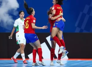 copa-do-mundo-feminina:-espanha-goleia-marrocos-e-pode-enfrentar-o-brasil-nas-semifinais