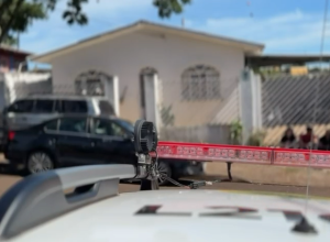 mulher-de-42-anos-e-encontrada-morta-dentro-de-casa-no-bairro-sao-cristovao,-em-cascavel