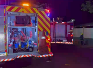 incendio-atinge-estrutura-de-madeireira-em-cascavel