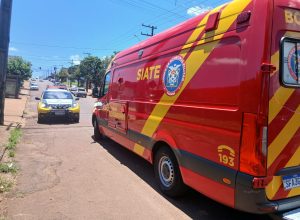 idosa-de-79-anos-e-atacada-e-tem-bolsa-roubada;-suspeito-e-contido-por-populares-em-cascavel