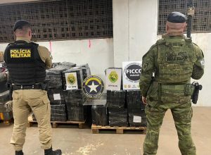 quase-uma-tonelada-de-maconha-e-apreendida-em-operacao-integrada-em-foz-do-iguacu