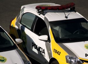 homem-e-preso-apos-ser-flagrado-furtando-cerca-de-25-kg-de-fios-no-bairro-canada,-em-cascavel