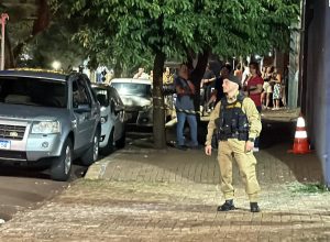 casal-embriagado-invade-area-isolada-apos-homicidio-e-acaba-preso-no-centro-de-cascavel