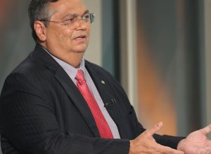 dino-manda-pf-investigar-novas-irregularidades-em-emendas-pix