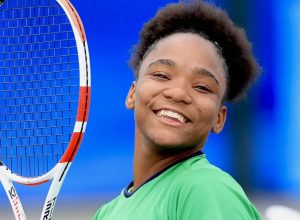 vitoria-miranda-e-eleita-a-melhor-tenista-jovem-da-temporada-2025