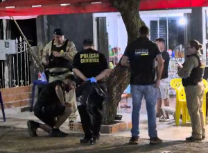 homem-e-morto-e-jovem-fica-ferido-apos-ataque-a-tiros-em-bar-de-santa-terezinha-de-itaipu