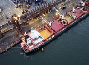 exportacoes-aos-eua-caem-25,5%-em-janeiro,-mas-vendas-a-china-sobem