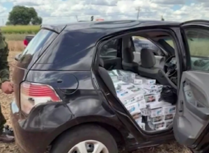 operacao-area-apreende-veiculo-carregado-de-cigarros;-homem-foge-do-local-apos-perseguicao