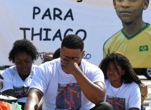 justica-do-rio-absolve-pms-acusados-de-matar-jovem-na-cidade-de-deus