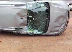 motorista-embriagado-se-envolve-em-acidente-e-veiculo-capota-em-foz-do-iguacu