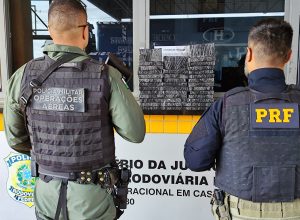 prf-e-pm-apreendem-35-iphones-ocultos-em-lataria-de-veiculo-em-cascavel