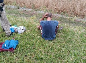 homem-e-preso-com-violao-furtado-de-paroquia-as-margens-da-br-277-em-ceu-azul