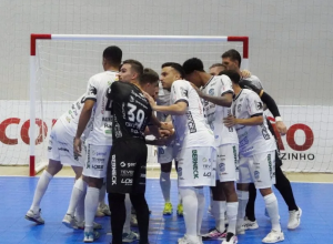 futsal-sao-lourenco-estreia-com-vitoria-na-copa-tonhao-chopinzinho