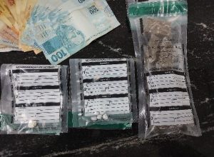 homem-e-preso-por-trafico-de-drogas-apos-denuncia-anonima