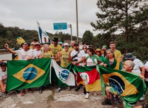 caminhada-pela-anistia-se-encerra-no-pr-e-inicia-“esquenta”-em-sp-para-ato-em-1o-de-marco