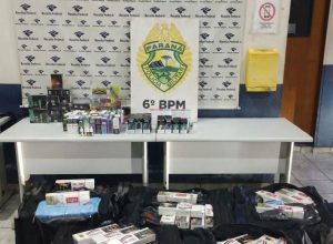 pm-apreende-mercadorias-paraguaias-em-onibus-na-rodoviaria-de-cascavel