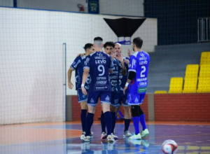 umuarama-futsal-inicia-temporada-goleando-a-equipe-abl-futsal,-em-peabiru