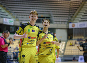 jaragua-futsal-conquista-premio-do-comite-brasileiro-de-clubes