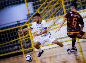 velez-perde-na-estreia-da-supertaca-santo-angelo