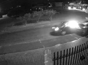 camera-registra-acidente-envolvendo-tres-veiculos-no-parque-verde