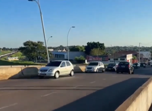 motoristas-na-bronca-com-transito-intenso-no-viaduto-da-theobaldo-bresolin
