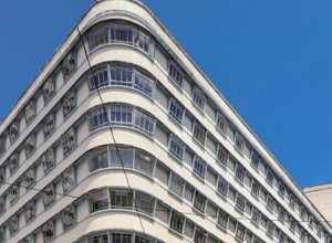 como-os-predios-historicos-de-curitiba-revelam-a-evolucao-da-cidade?