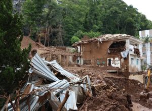 lula-deve-sobrevoar-areas-afetadas-pelas-chuvas-em-mg-neste-sabado 