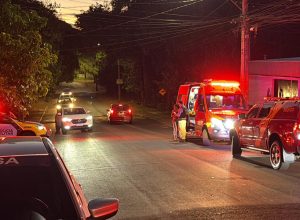 homem-de-40-anos-e-esfaqueado-no-bairro-neva,-em-cascavel