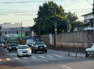 viaduto-da-rocha-pombo-ainda-registra-lentidao-em-horarios-de-pico-em-cascavel