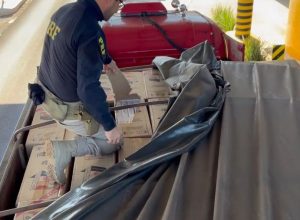 prf-apreende-grande-carga-de-cigarros-contrabandeados-em-alto-paraiso