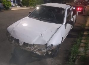 motorista-foge-apos-batida-e-veiculo-e-recolhido-ao-patio-do-detran-em-cascavel