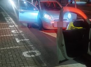 tres-pessoas-sao-presas-com-carro-furtado-na-avenida-brasil