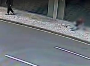 suspeito-de-atear-fogo-em-homem-em-situacao-de-rua-em-curitiba-tem-processos-em-cascavel