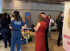 evento-em-cascavel-reune-autoridades-para-discutir-combate-a-violencia-contra-a-mulher