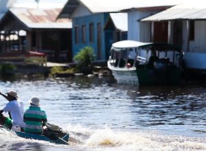 cheia-no-amazonas-deixa-quatro-cidades-em-situacao-de-emergencia