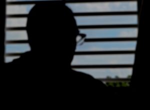 familiares-contestam-versao-da-defesa-de-homem-que-teria-matado-pai-e-filho;-veja-o-depoimento