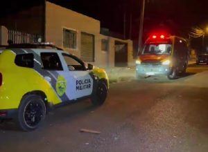mulher-fica-ferida-apos-ser-atingida-por-pedra-durante-confusao-no-bairro-interlagos