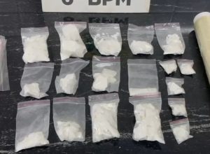 jovem-e-detido-pela-policia-militar-com-mais-de-400-gramas-de-cocaina-em-cascavel