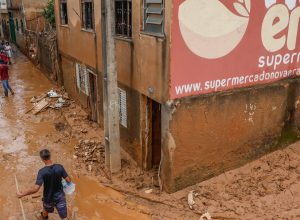 apos-enchentes,-uba-confirma-primeira-morte-por-leptospirose