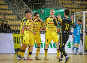 jaragua-futsal-fecha-serie-de-amistosos-com-goleada-sobre-o-fazenda-(pr)