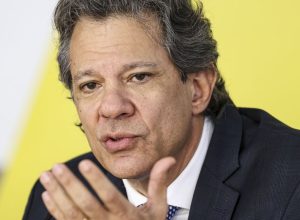 economia-pode-crescer-1%-no-primeiro-trimestre,-diz-haddad