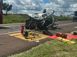 jovem-que-se-envolveu-em-acidente-na-br-277-morre-no-hospital