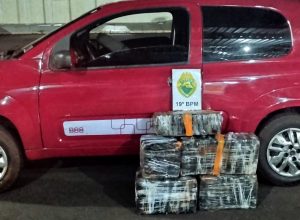 carro-com-drogas-e-apreendido-apos-fuga-na-br-163,-em-toledo