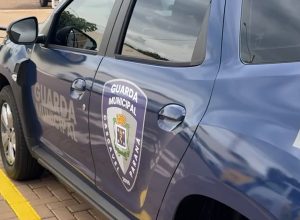 mae-e-detida-apos-droga-ser-encontrada-em-mochila-de-bebe-em-cmei-de-cascavel