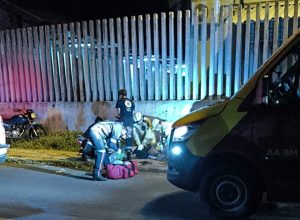 motociclista-morre-apos-bater-contra-poste-na-vila-c,-em-foz-do-iguacu