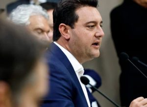 por-que-ratinho-junior-nao-concluira-a-privatizacao-da-celepar?