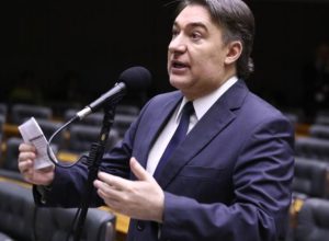 presidente-estadual-ameaca-deixar-pl-apos-filiacao-de-moro-para-apoiar-candidato-de-ratinho-jr.