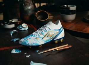 umbro-lanca-a-kintsugi-pack,-colecao-de-chuteiras-inspirada-em-arte-japonesa