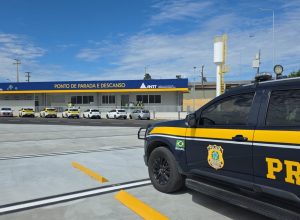 prf-participa-da-inauguracao-de-ponto-de-parada-e-descanso-na-br-277,-em-irati